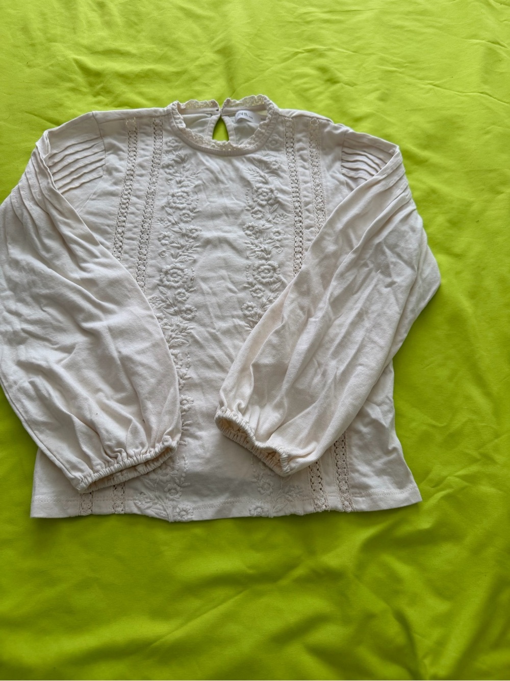 Zara White Embroidered Peasant Blouse